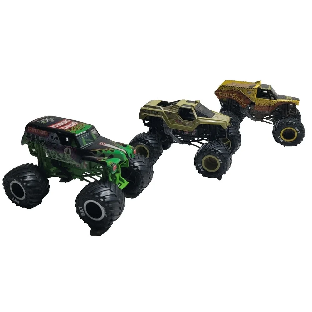 Lot of 3 Monster Jam Trucks Gravedigger, Earth Shaker,‎ Soldier Fortune